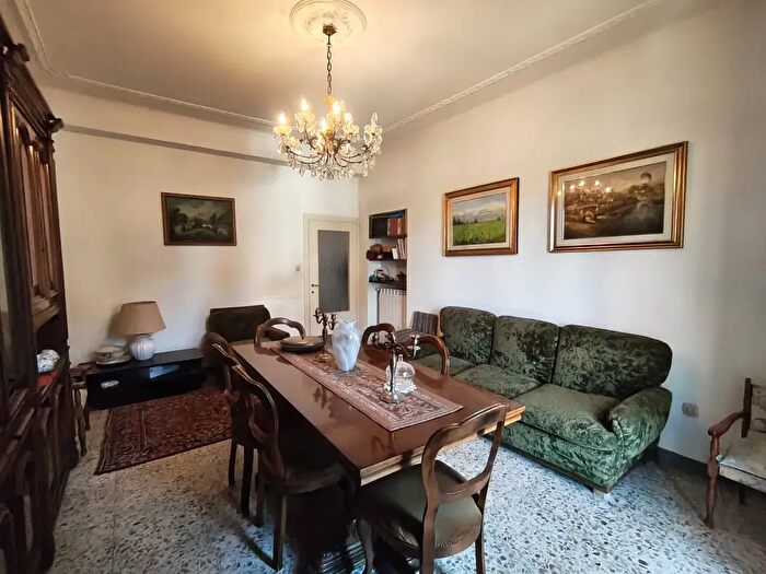 Appartamento quadrilocale in vendita in Via Rocco Pagliara, Roma