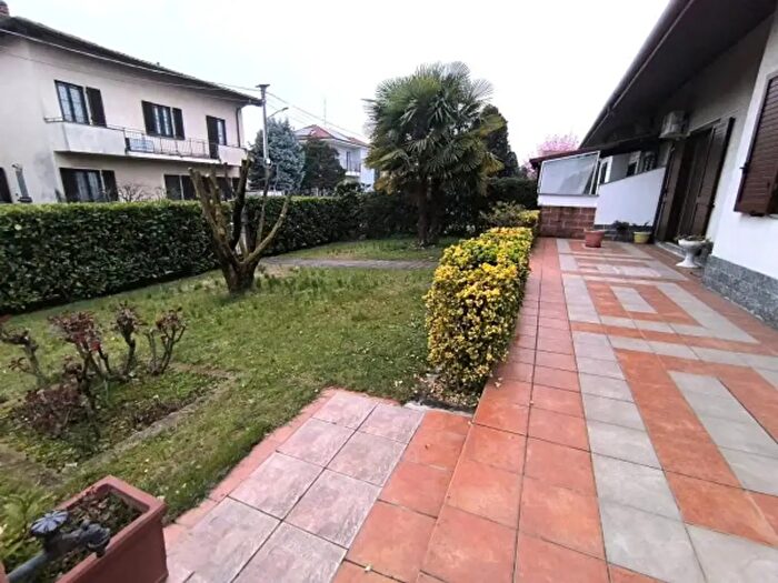 Casa con 5 locali in vendita in Mesero