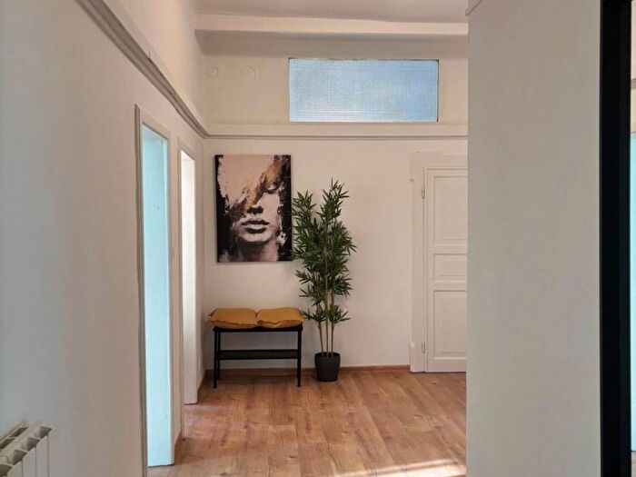 Appartamento con 5 locali in affitto in Via Vittorio Veneto, Saffi, Bologna