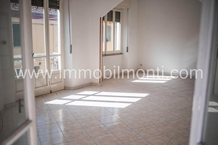 Appartamento con 5 locali in vendita in Acqui Terme