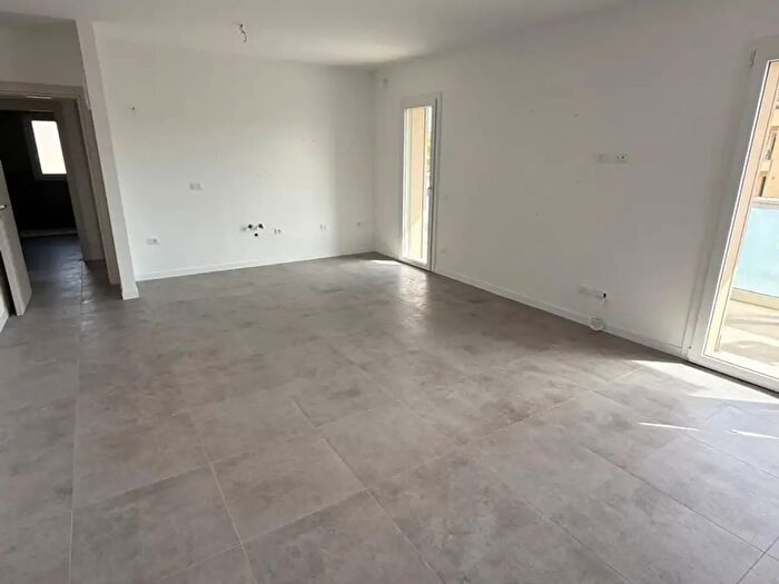 Appartamento trilocale in vendita in Via Raffaello Sanzio, Senigallia