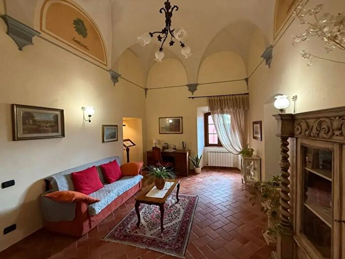 Appartamento con 6 locali in vendita in Certaldo