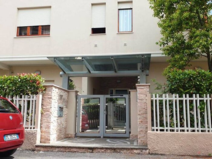 Appartamento trilocale in affitto in Via Umbria, Villa Verrocchio, Montesilvano
