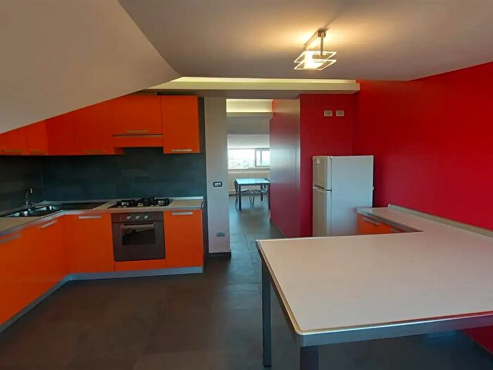 Appartamento con 5 locali in vendita in Via Fratelli Kennedy, Barbara