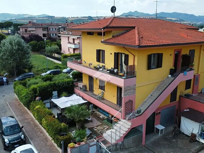 Appartamento trilocale in vendita in Via Pietro Nenni, Riolo Terme