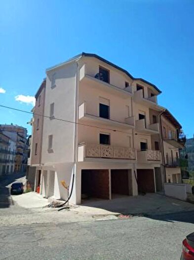 Appartamento con 5 locali in vendita in Via NCopernico, San Giovanni In Fiore