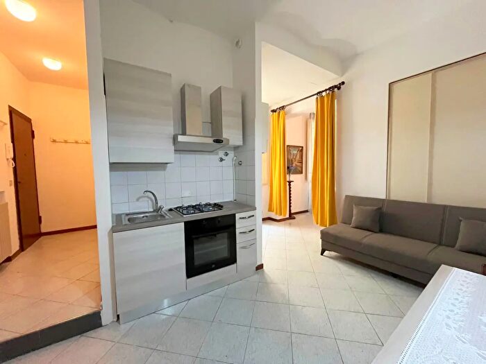 Appartamento bilocale in affitto in Via Frassinago, Bologna