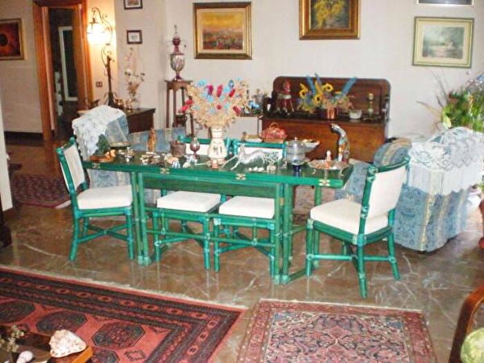 Appartamento quadrilocale in vendita in Via Duccio di Buoninsegna, Roma