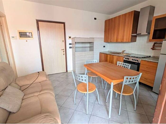 Appartamento bilocale in affitto in via Generale Carlo Alberto Dalla Chiesa, Capriate San Gervasio