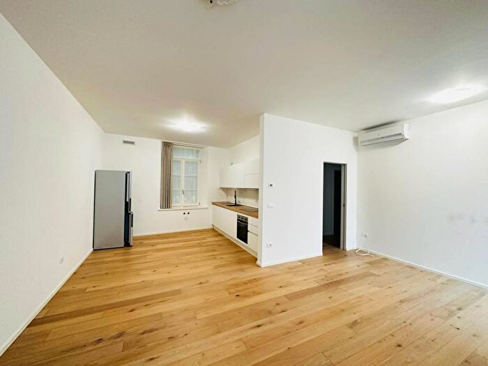 Appartamento trilocale in affitto in Largo dei Pecile, Centro Storico, Udine