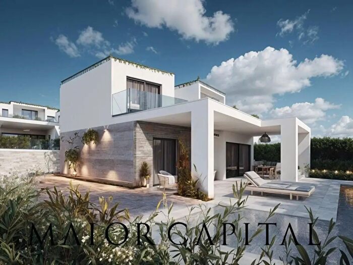 Casa con 5 locali in vendita in Budoni