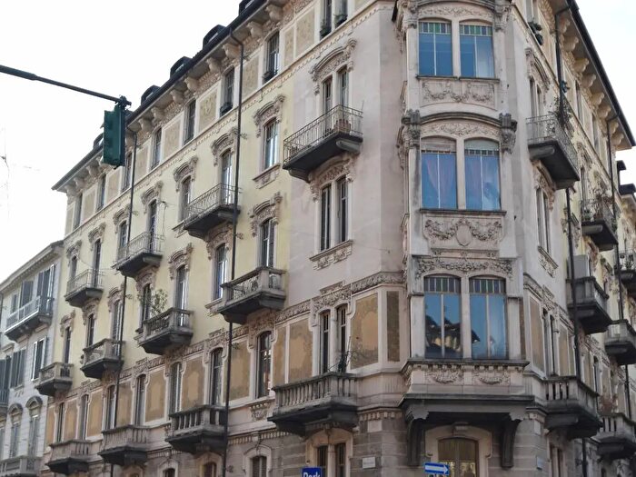 Appartamento monolocale in vendita in Via Principi dAcaja, Torino