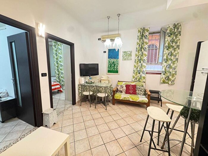 Appartamento trilocale in affitto in Via Etruria, Re di Roma, Roma