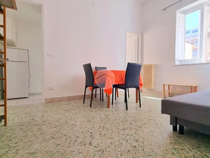 Appartamento bilocale in affitto in Via Ammiraglio Gravina, Palermo