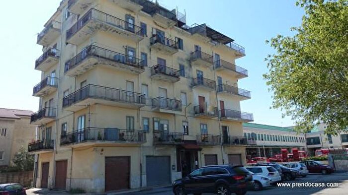 Appartamento con 5 locali in vendita in Via Mattatoio, Vibo Valentia