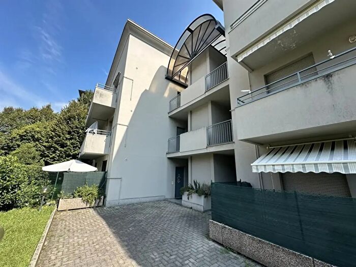 Appartamento bilocale in affitto in Via Tonio da Belledo, Lecco