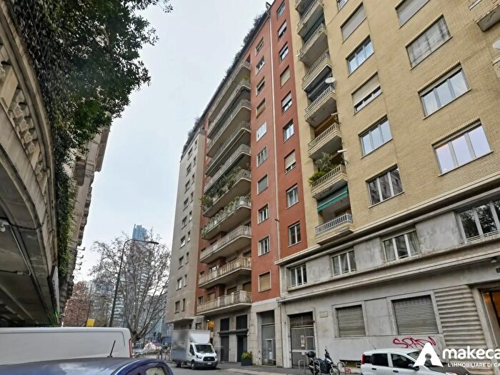 Appartamento bilocale in vendita in Via Cartesio, Milano