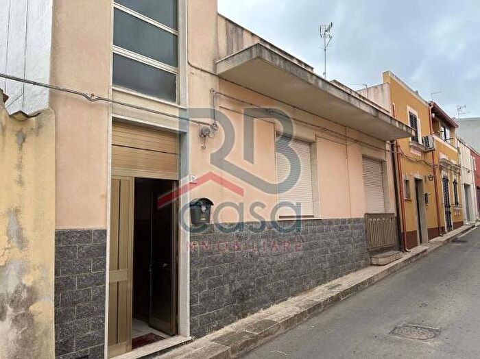 Casa quadrilocale in vendita in Via Carlo Goldoni, Ispica