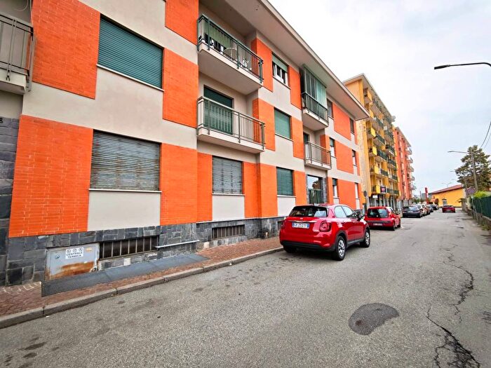 Appartamento trilocale in affitto in Via Fratelli Cairoli, Chiavazza, Biella