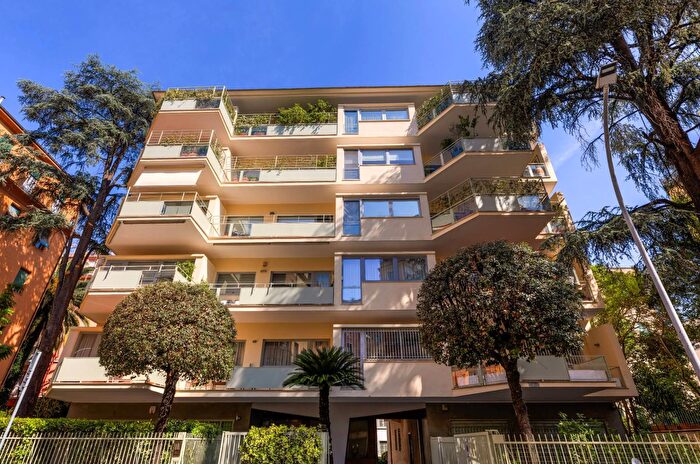 Appartamento con 7 locali in vendita in Via Borsi, Roma