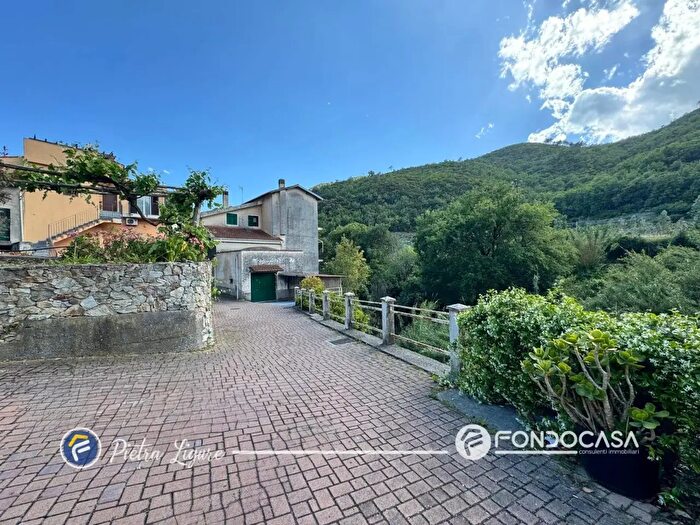 Appartamento quadrilocale in vendita in Via Accame, Tovo San Giacomo