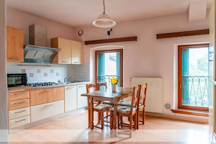 Casa con 12 locali in vendita in Fonzaso