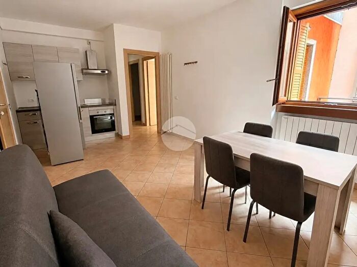 Appartamento trilocale in affitto in Via San Girolamo, Cedegolo