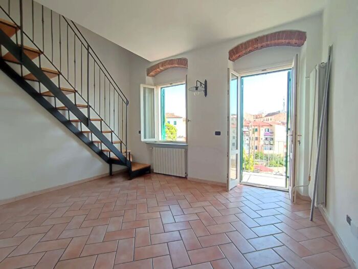 Appartamento quadrilocale in vendita in Ernesto Rossi, Livorno