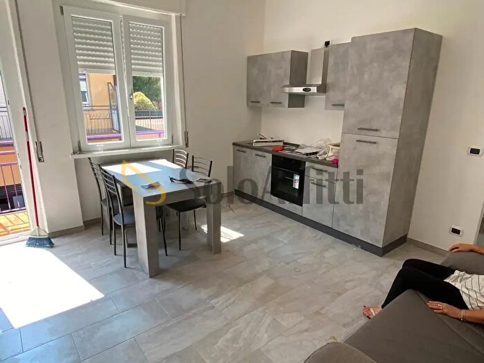 Appartamento bilocale in affitto in Uggiate con Ronago