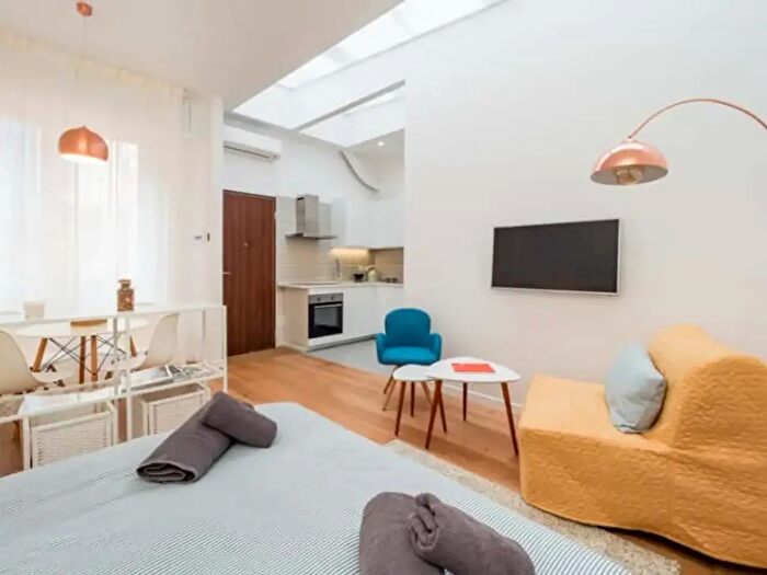 Appartamento monolocale in affitto in Via Accademia, Milano