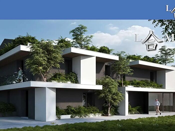 Appartamento con 5 locali in vendita in Castelcucco