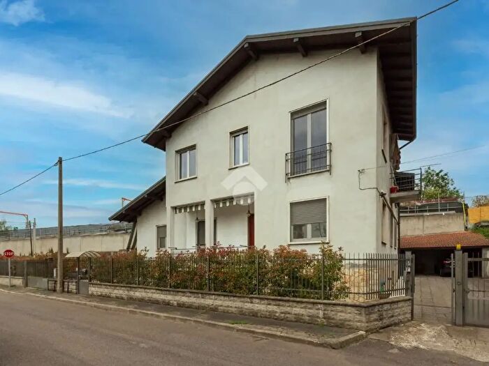 Appartamento bilocale in vendita in Via Montecassino, Castellanza