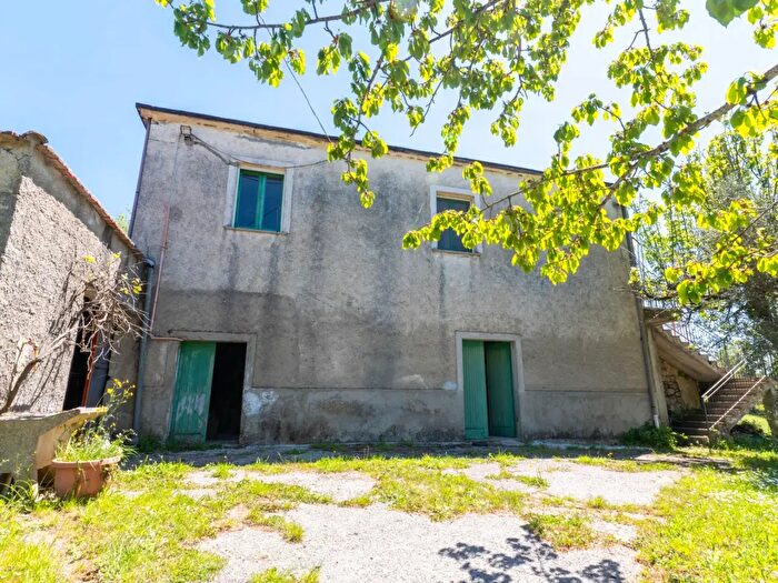 Casa con 5 locali in vendita in Contrada Creta Rossa, Trentinara