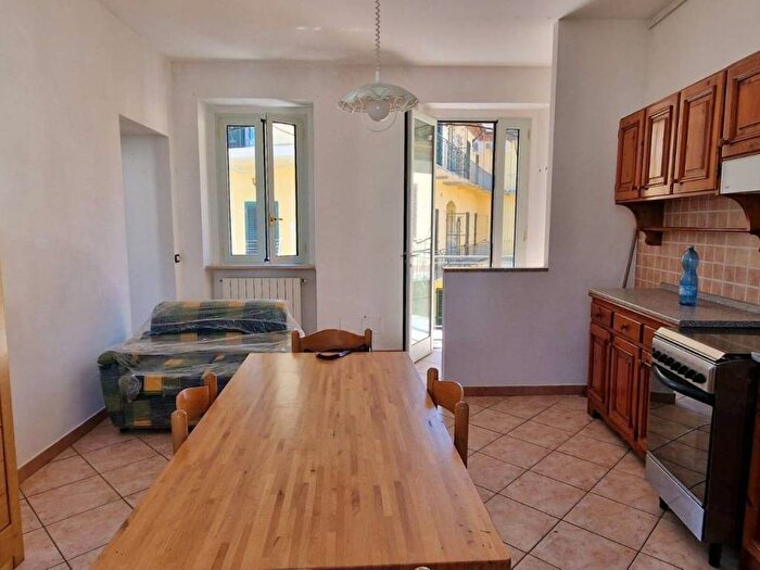 Appartamento bilocale in affitto in Via Brescia, Borgo Rovereto Piscina, Alessandria