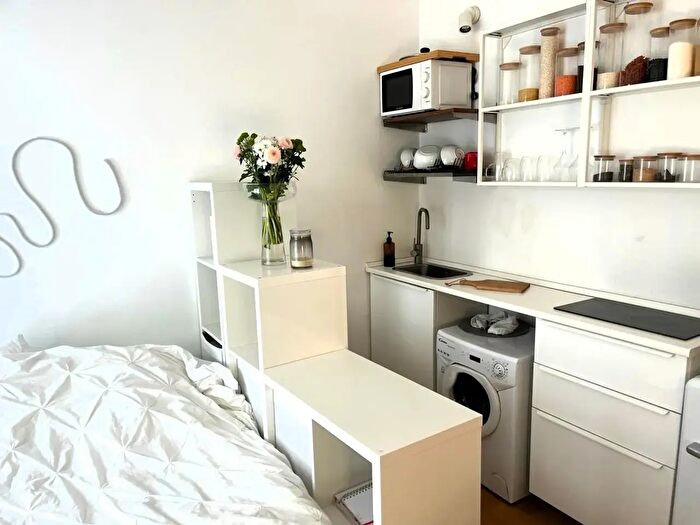 Appartamento monolocale in affitto in Via Brocchi, Milano