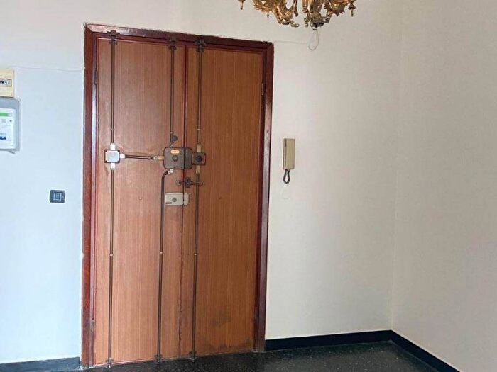 Appartamento quadrilocale in affitto in Sestri Ponente, Genova