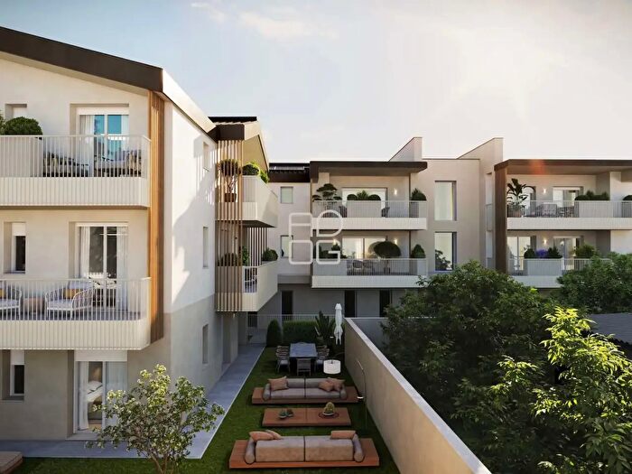 Appartamento quadrilocale in vendita in Via Masotti, Desenzano Del Garda