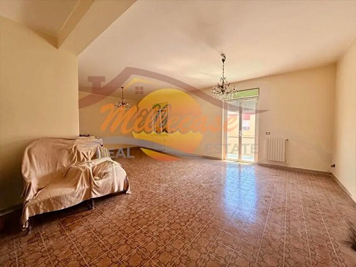 Appartamento con 8 locali in vendita in Viale Tunisi, Siracusa
