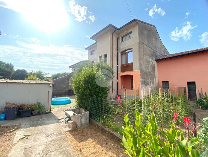 Casa trilocale in vendita in Via Moretto, Carpenedolo