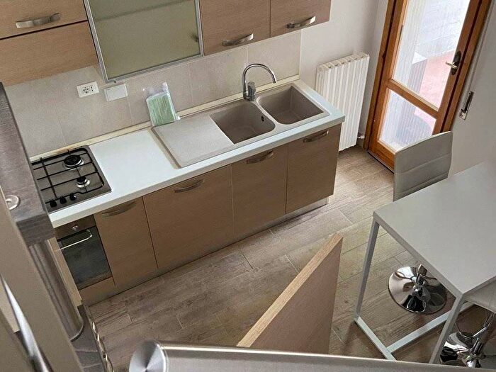 Appartamento trilocale in affitto in Legnaia San Quirico Monticelli, Firenze