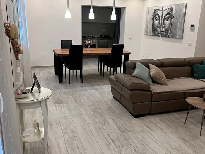 Casa con 5 locali in vendita in Viale Madonna delle Grazie, Piove Di Sacco