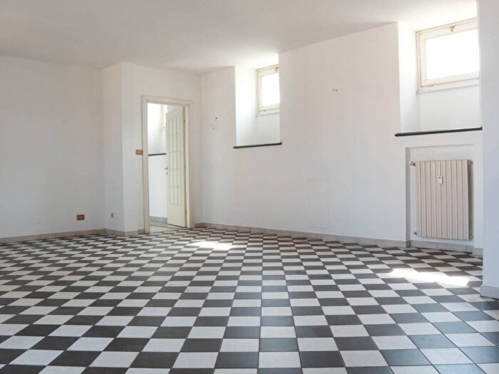 Appartamento quadrilocale in affitto in Via Po, Giardini Reali, Torino