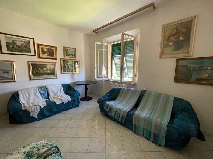 Appartamento con 5 locali in vendita in Via Vecchia Aurelia, Rosignano Marittimo