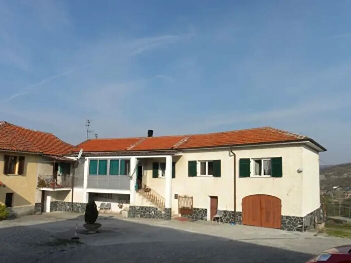 Casa con 6 locali in vendita in Ville, Piana Crixia