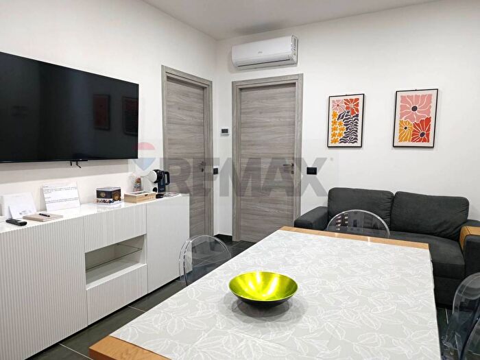 Appartamento trilocale in affitto in Porta Mortara, Novara