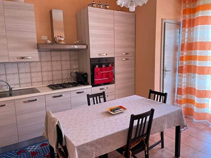 Casa trilocale in vendita in Siracusa