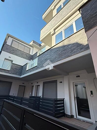 Appartamento trilocale in vendita in Viale Roma, Guidonia Montecelio