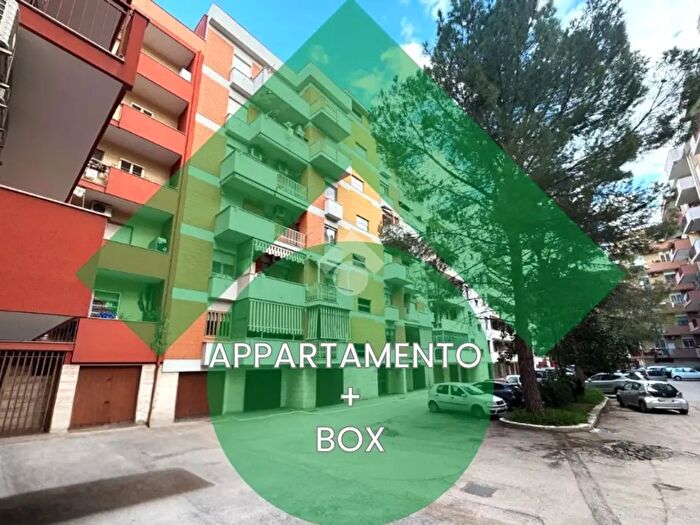 Appartamento quadrilocale in vendita in Via Luigi Rovelli, Foggia