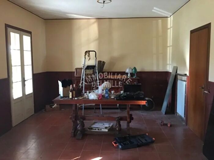 Casa quadrilocale in vendita in Quattro Castella