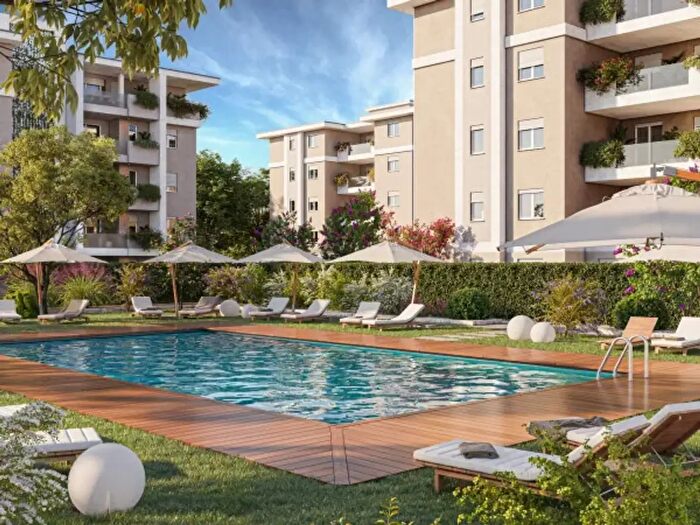 Appartamento quadrilocale in vendita in Via Allessandro Volta, Cormano